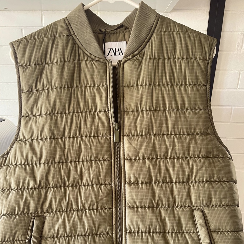 Men’s Zara vest